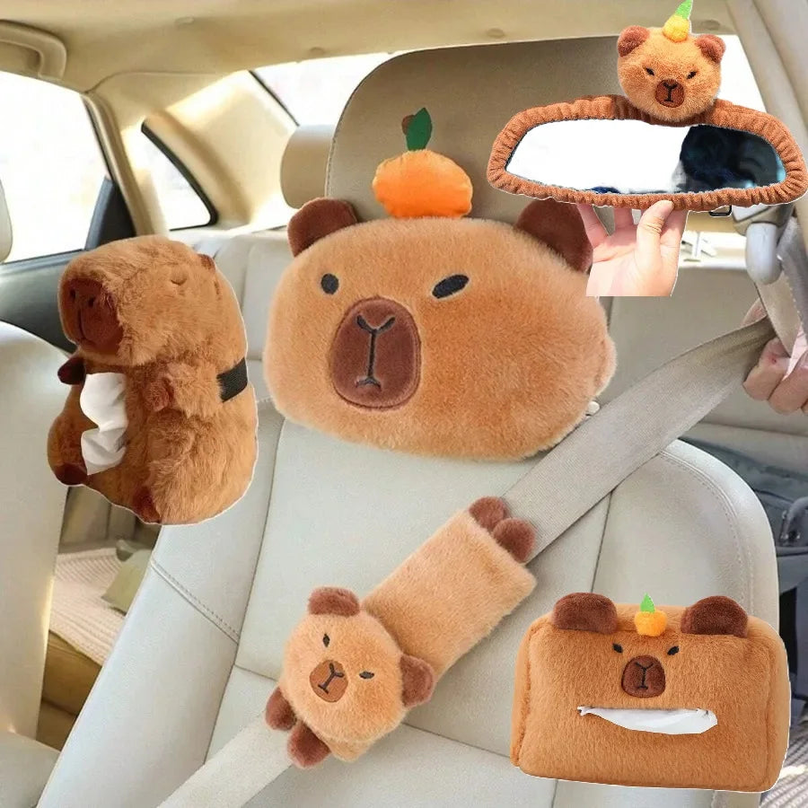 Kit Accessoires Auto Peluche Capybara – Repose-Tête, Protège-Ceinture & Boîte Mouchoirs