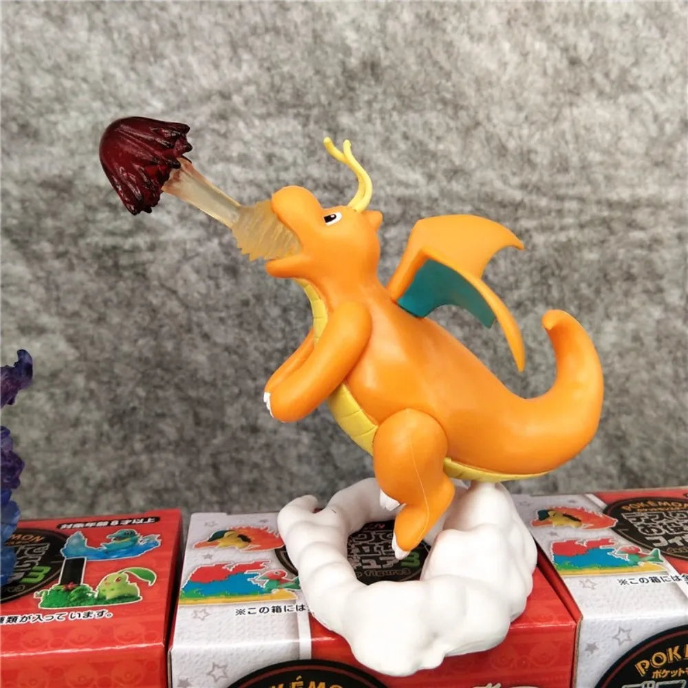 Ensemble de figurines Pokémon incluant des formes Teracristal translucides et des lignes évolutives