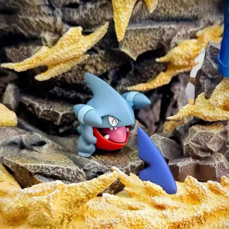 Statue Figurine Pokémon Tyranocif & Type Sol Roche - Tempête de Sable