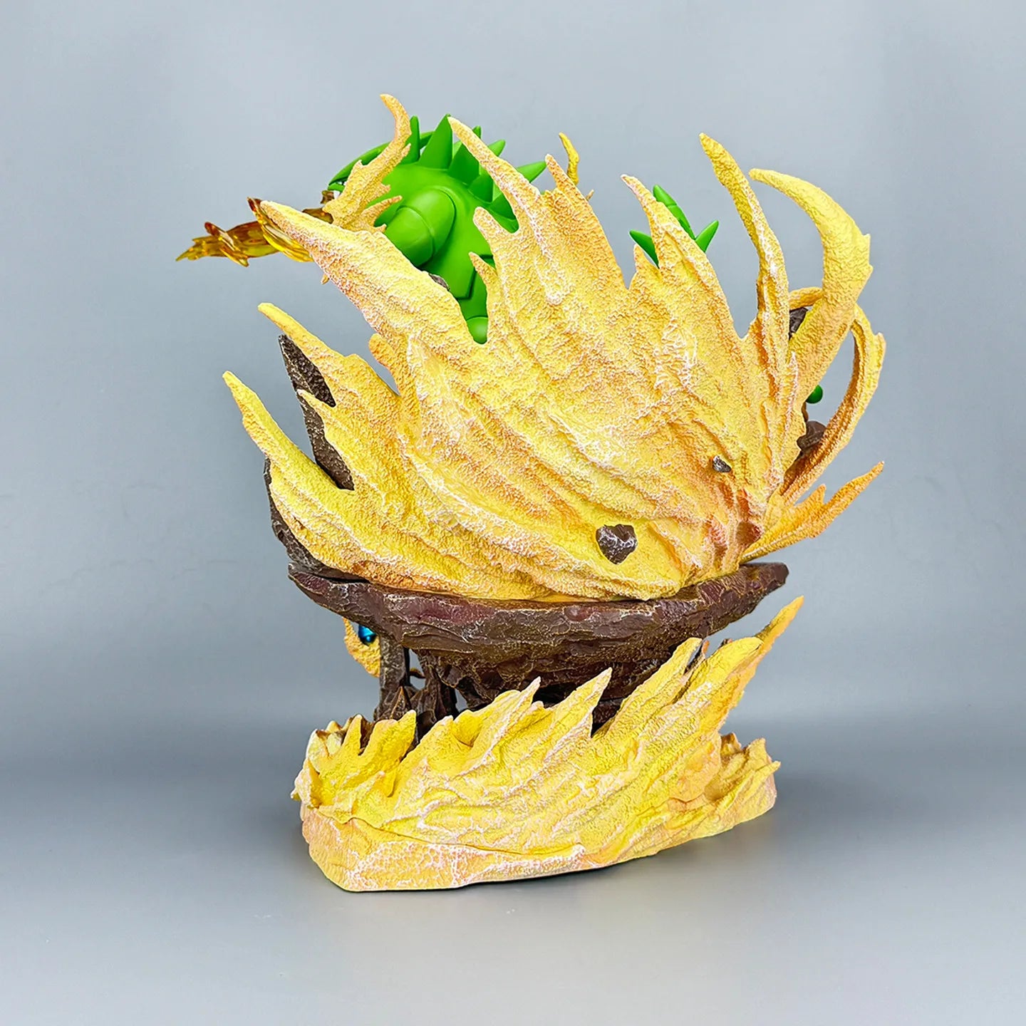 Statue Figurine Pokémon Tyranocif & Type Sol Roche - Tempête de Sable