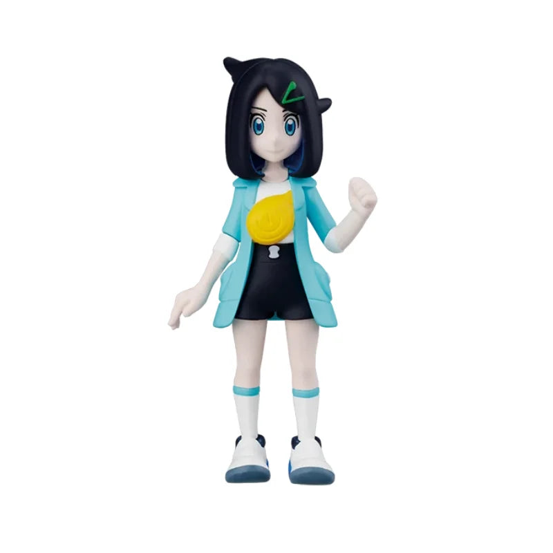 Sélection de figurines Pokémon variées incluant des Pokémon emblématiques, des formes de Teracristal et des dresseurs.