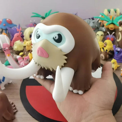 Figurine Pokémon de Mammochon, idéale pour compléter votre collection de Pokémon de type Glace et Sol.