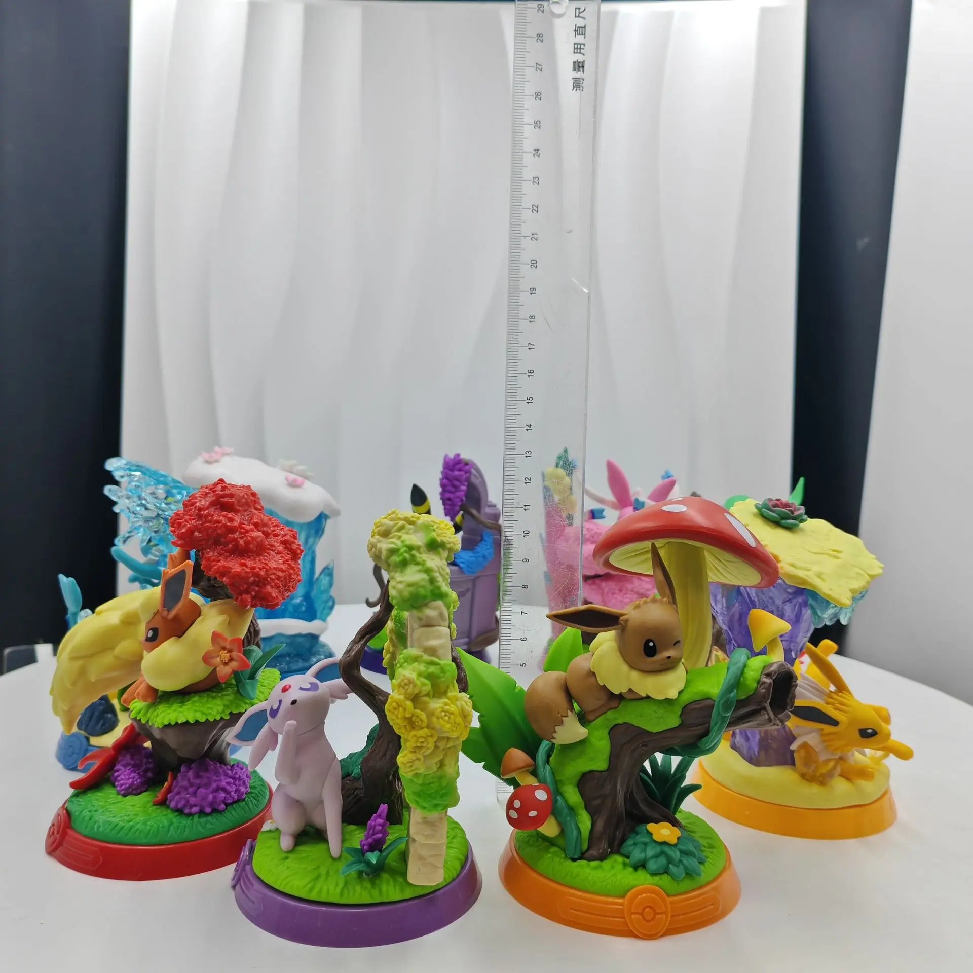 Set Figurines Pokémon Évolutions Évoli - Nymphali, Noctali, Aquali & Famille (9pcs)