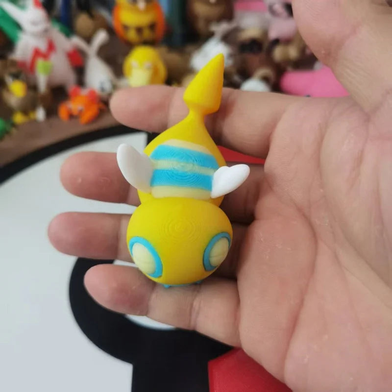Figurines Pokémon de la ligne évolutive d'Insolourdo et sa forme évoluée Deuxdouspikes.