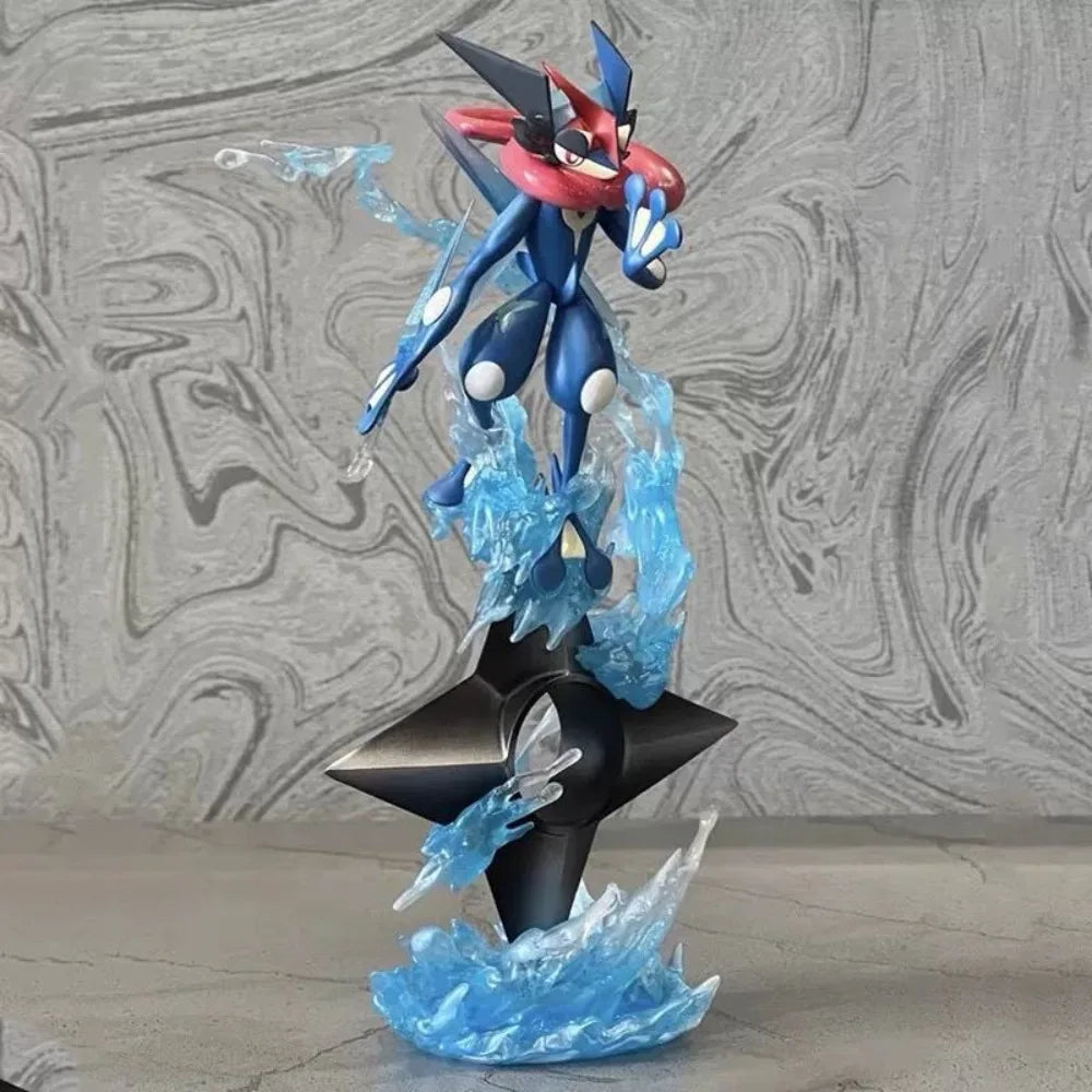 Statue Figurine Pokémon Sachanobi - Effet Shuriken d'Eau (19cm)