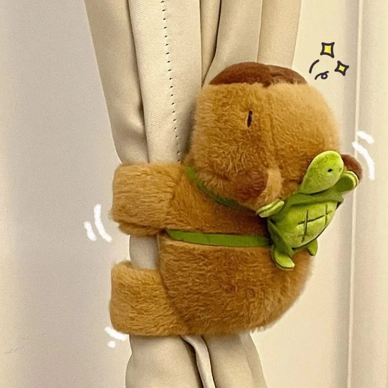 Bracelet Peluche Capybara Claque – Doudou Poignet & Accroche Voiture Tortue