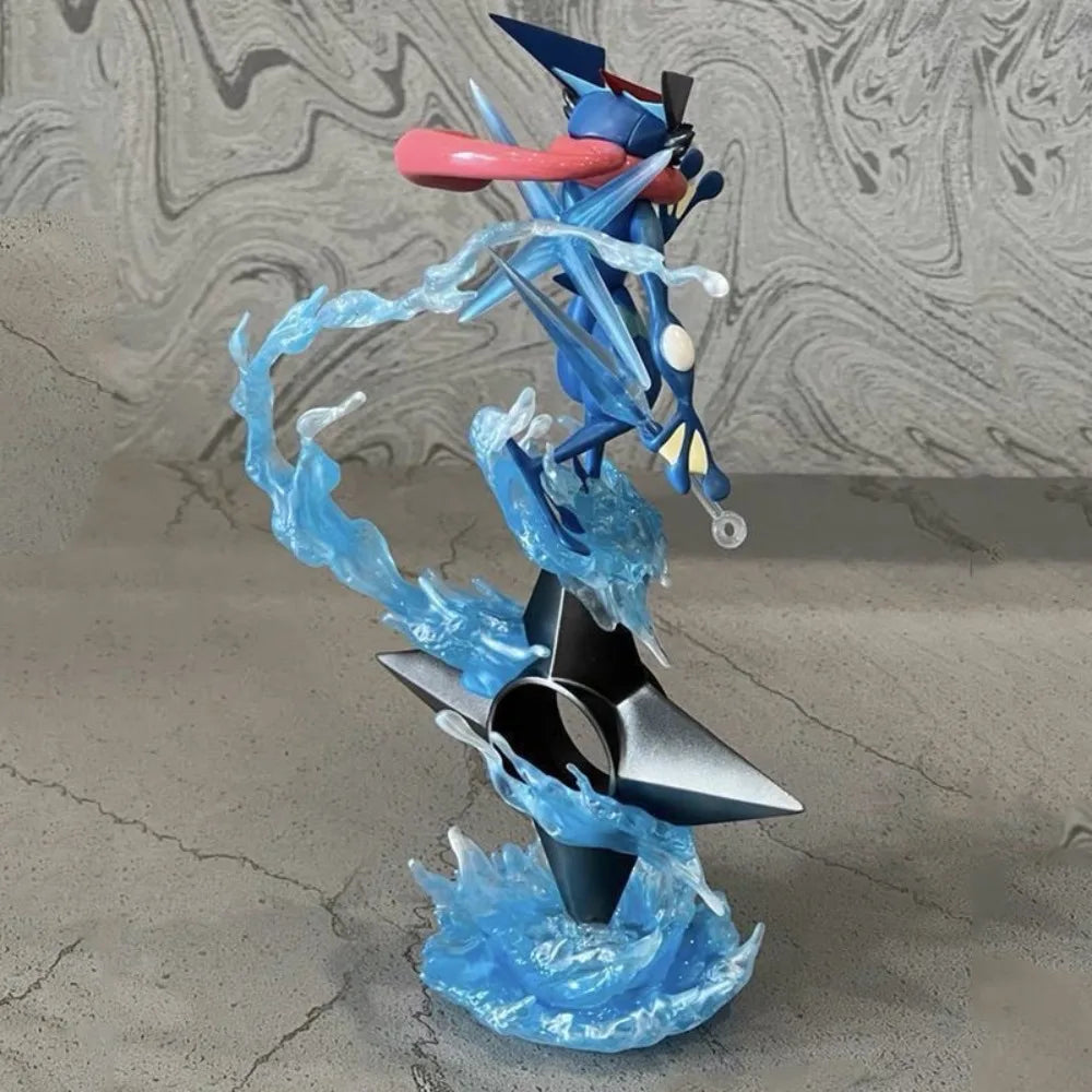 Statue Figurine Pokémon Sachanobi - Effet Shuriken d'Eau (19cm)
