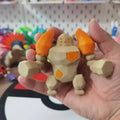 Figurine Pokémon de Regigigas, le colosse légendaire maître des Golems.